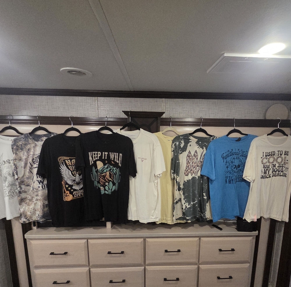 Bundle Of 9 Graphic T-Shirts
